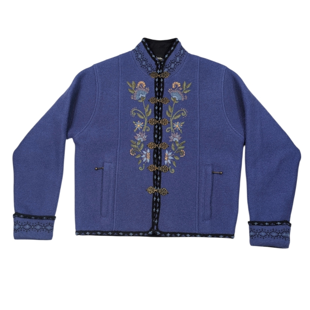 Vintage Icelandic Design Atlandia 2003 wool jacket W/ embroidered flowers. PSmal